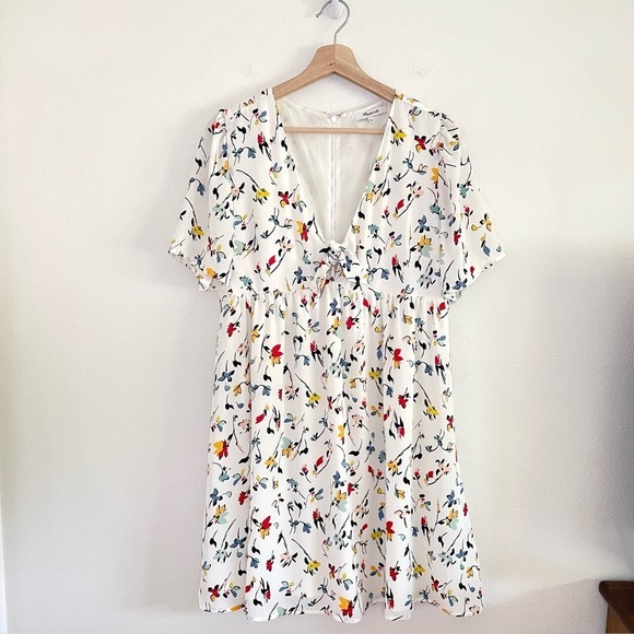 Madewell Tie Front Mini Dress Drifting Flowers Tossed Floral Antique Cream 12 - Picture 5 of 16